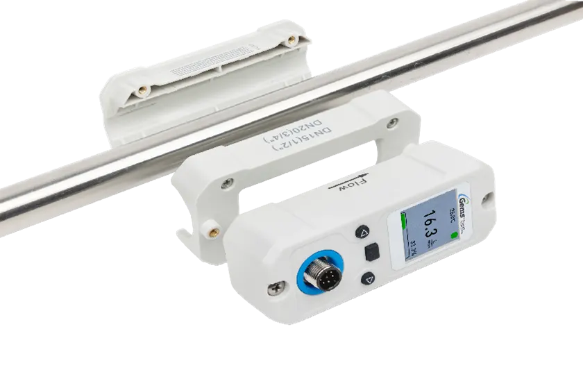 XFT Clamp On Ultrasonic Flow Meter UAE
